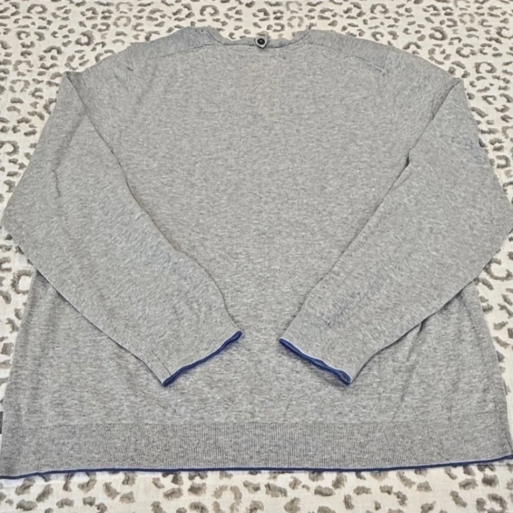TED BAKER London Men's V-Neck Lightweight Logo Sweater; Gray; UK Size 6/US Small